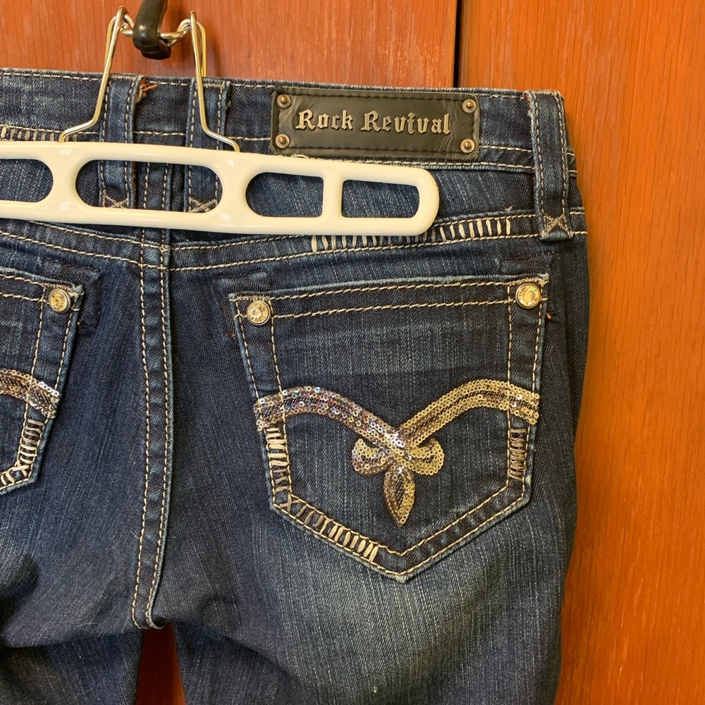 Women’s Rock Revival Skinny Jeans